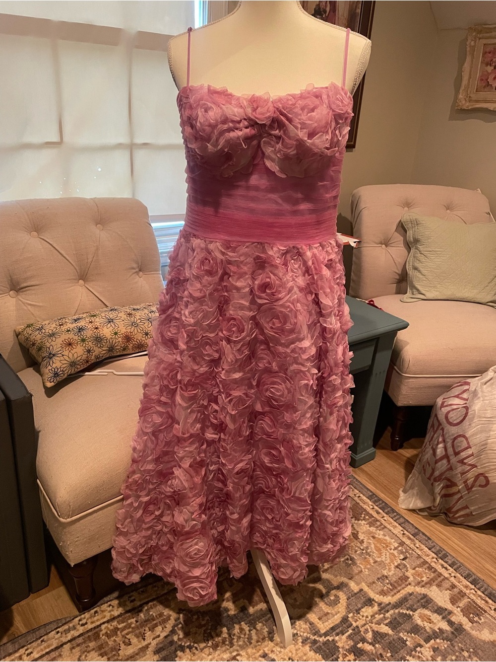 Tadashi Shoji Size 12 Pink Rosette Spaghetti Strap Cocktail Dress